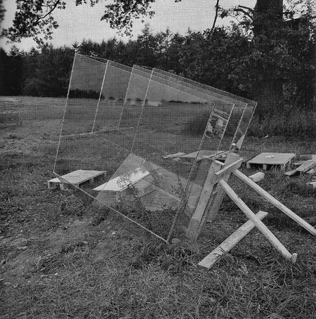 Glass sculpture construction view