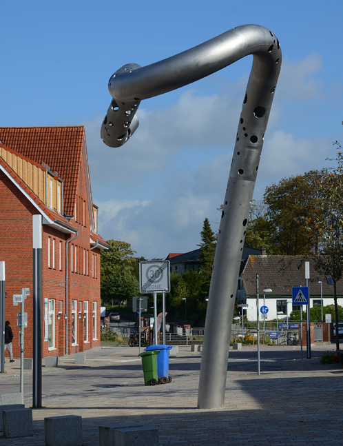 Meldorfer Schwung view train station